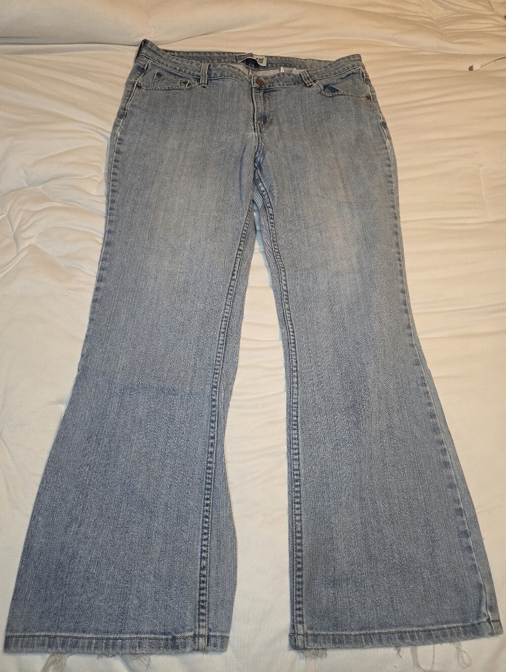 Signature Light Wash Flare Jeans for Women